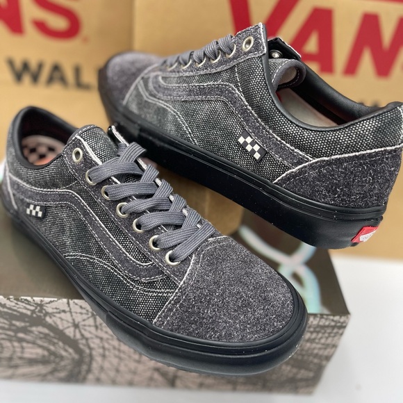 Vans Shoes - Vans WMNS Skate Old Skool
Quasi Asphalt Sneakers 
VN0A5FCB107